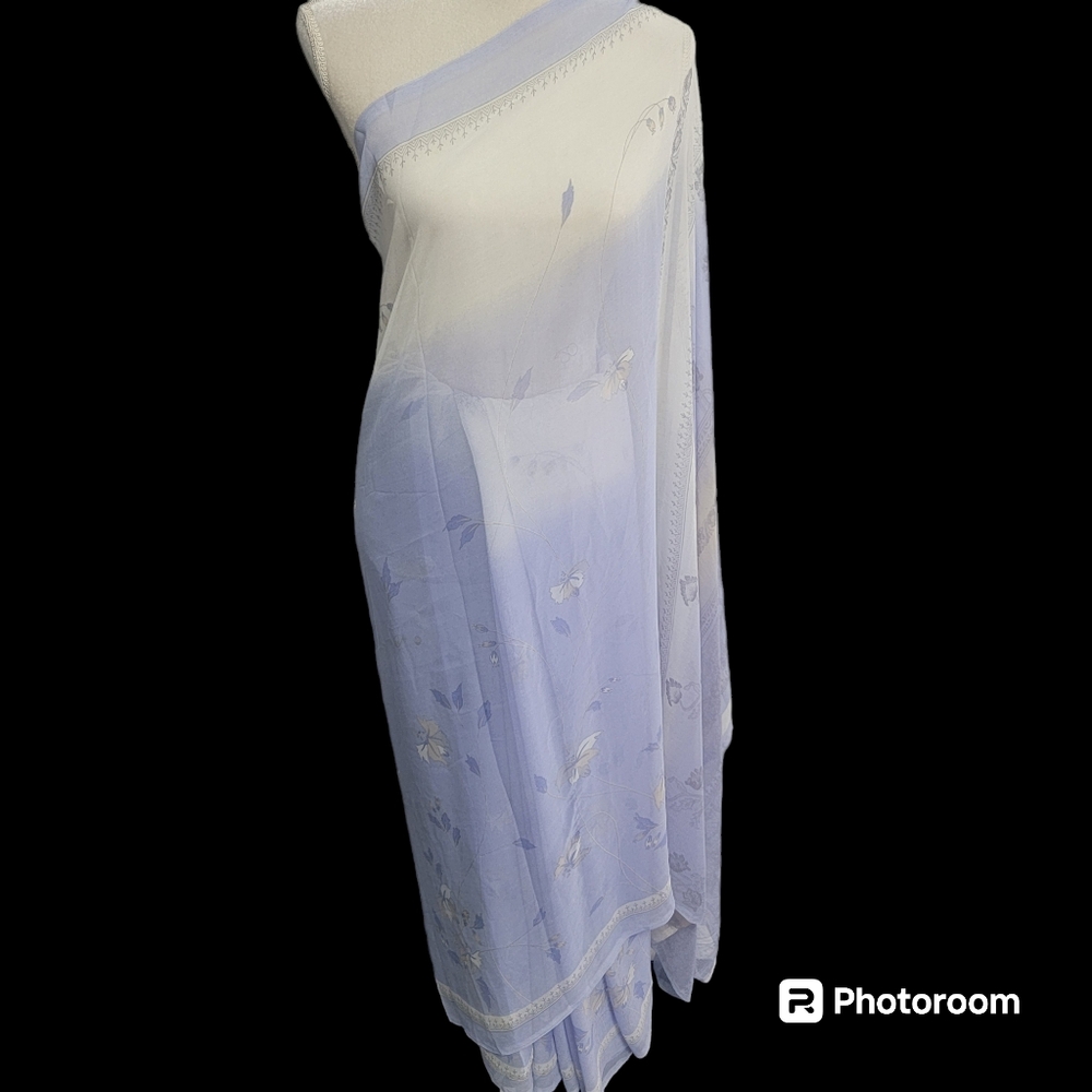 Blue polyester saree/sari for party with white, gray/grey, blue flowers